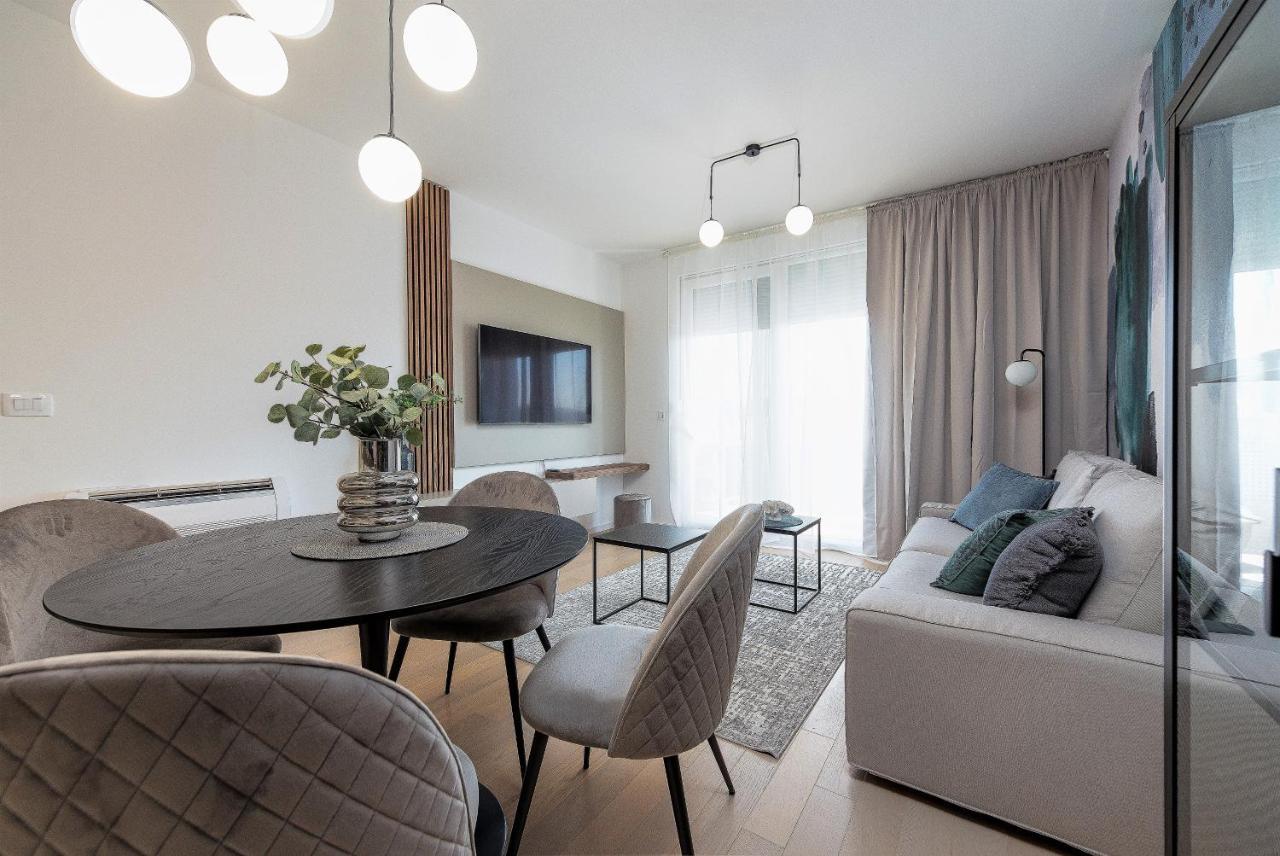 City Lux Apartment 2 - With Garage And Balcony ザダル エクステリア 写真